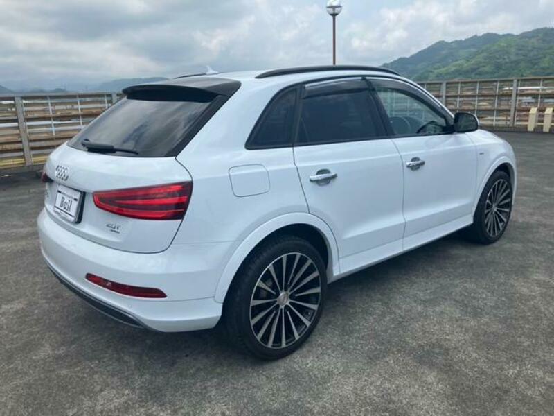 Q3
