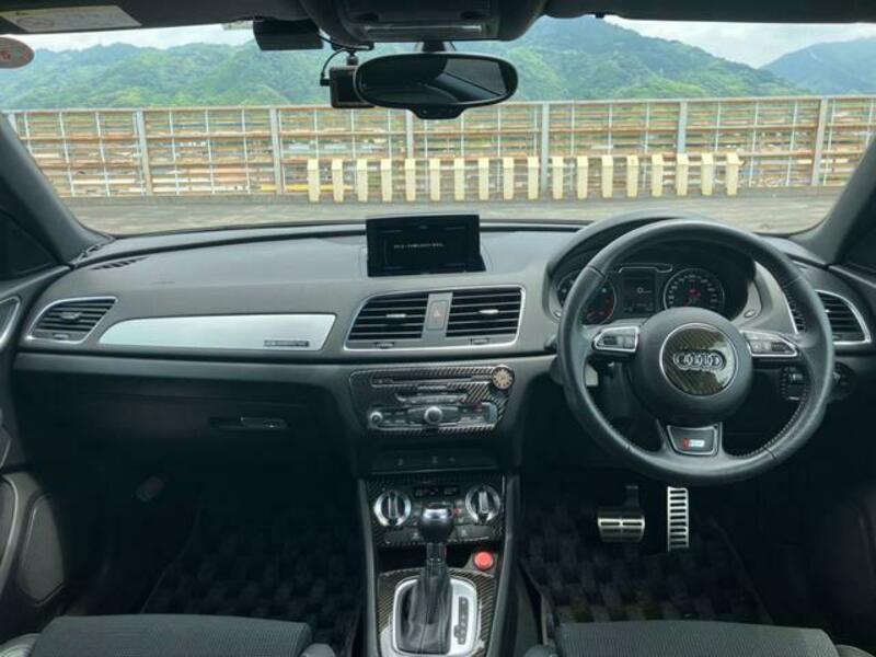 Q3