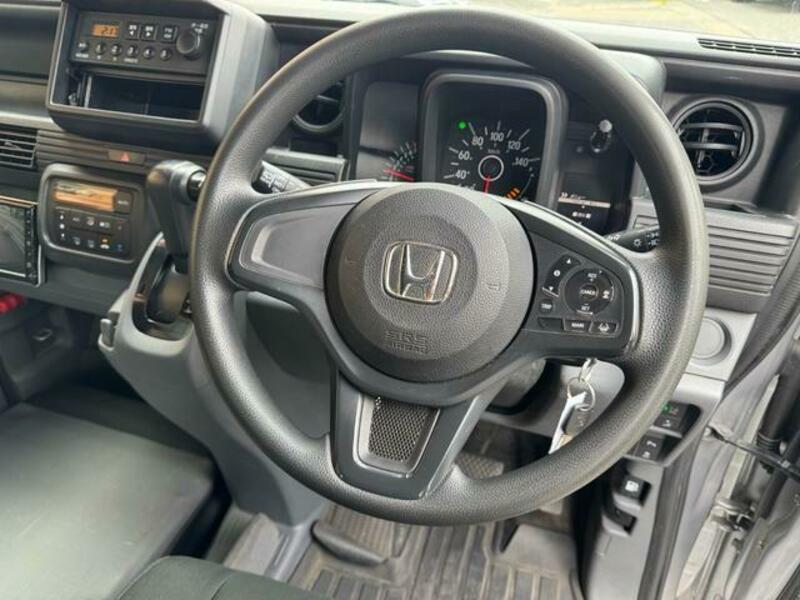 N-VAN