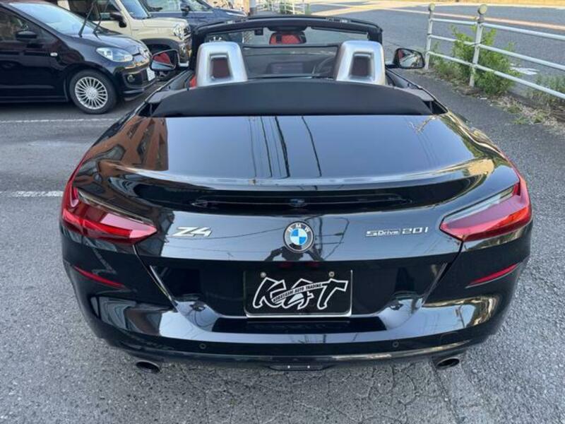 Z4