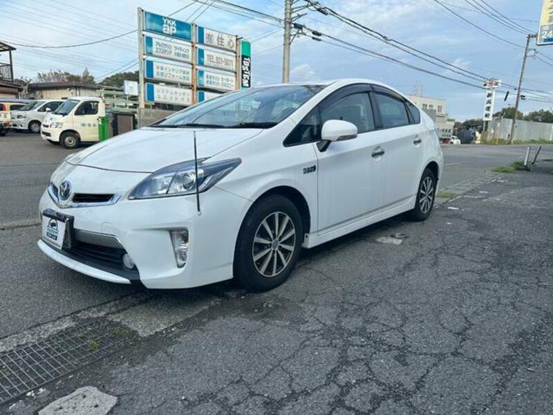 PRIUS PHV