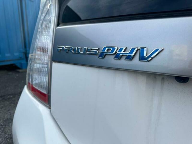 PRIUS PHV