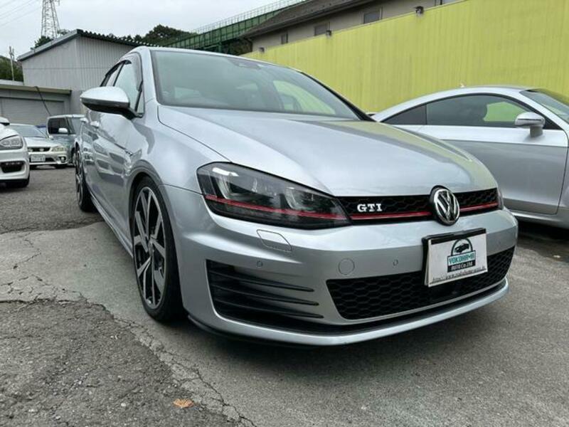 VOLKSWAGEN GOLF GTI