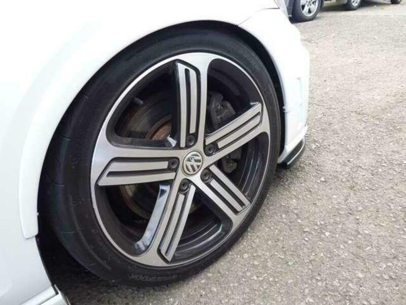 GOLF R