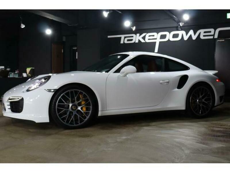 911