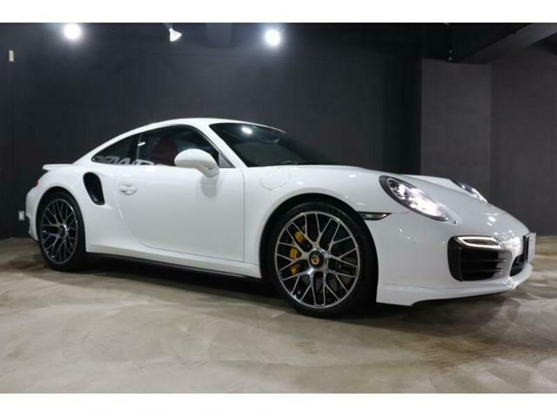 911