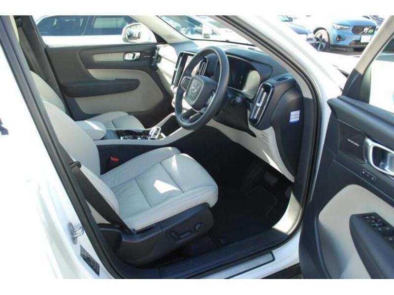 XC40