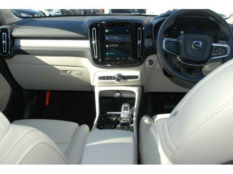 XC40
