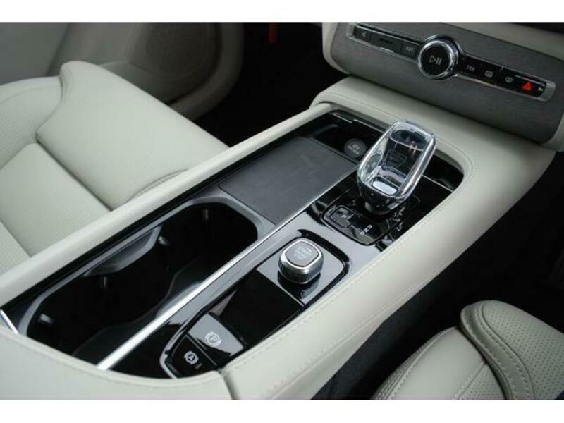 XC90