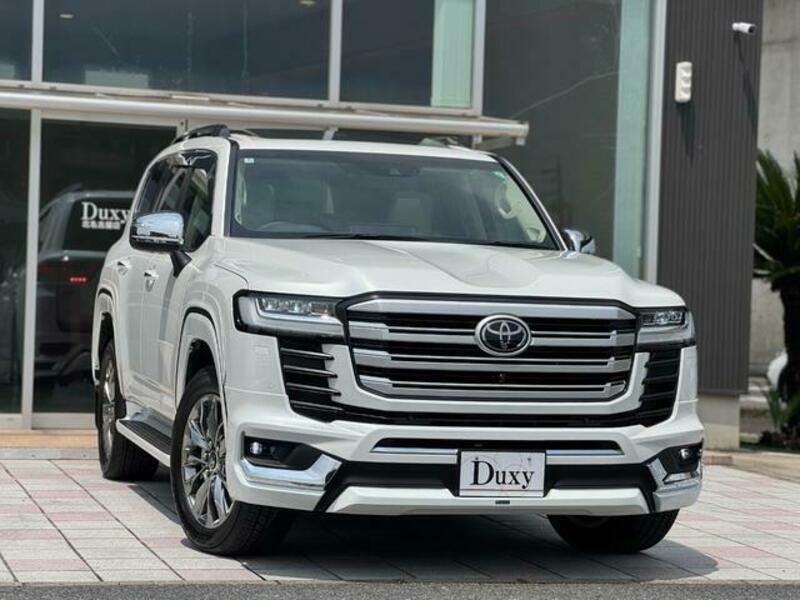 LAND CRUISER