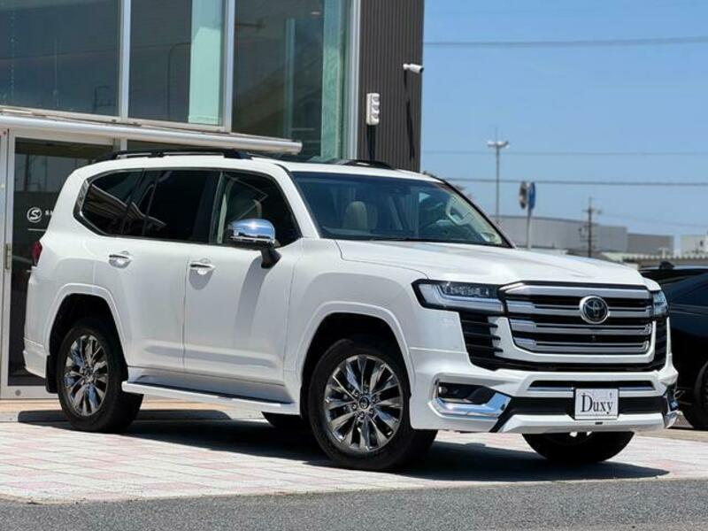 LAND CRUISER