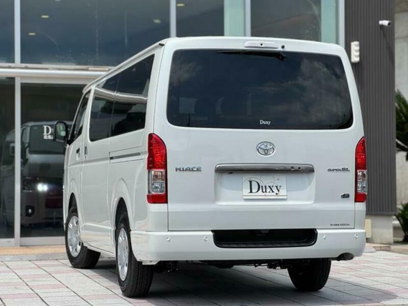 HIACE VAN