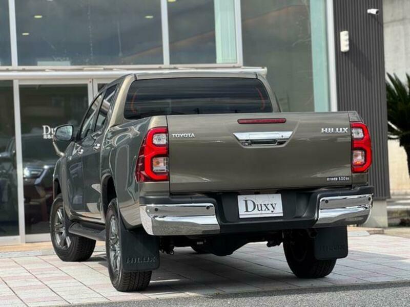 HILUX