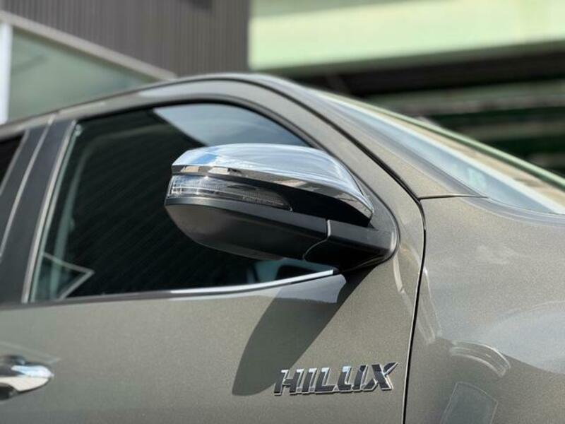 HILUX