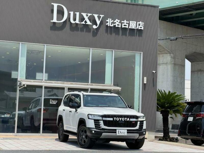 LAND CRUISER