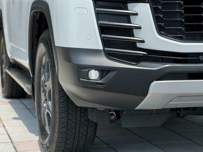 LAND CRUISER