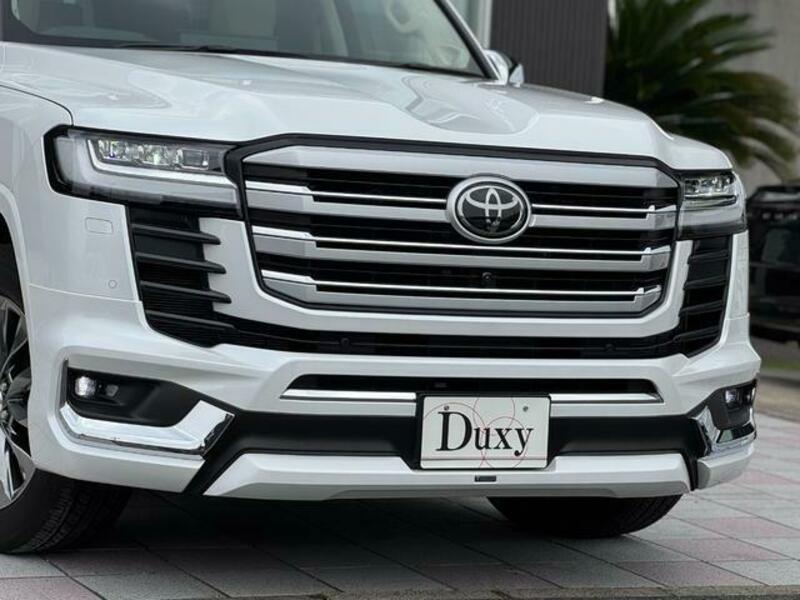 LAND CRUISER