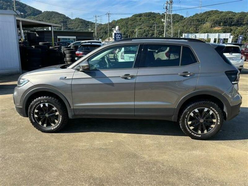 T CROSS