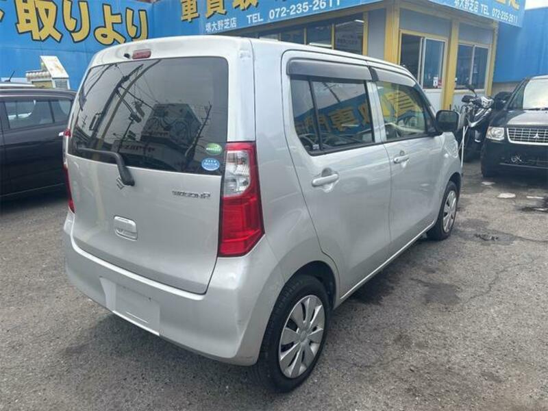 WAGON R