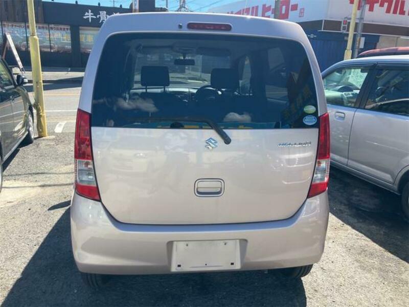 WAGON R