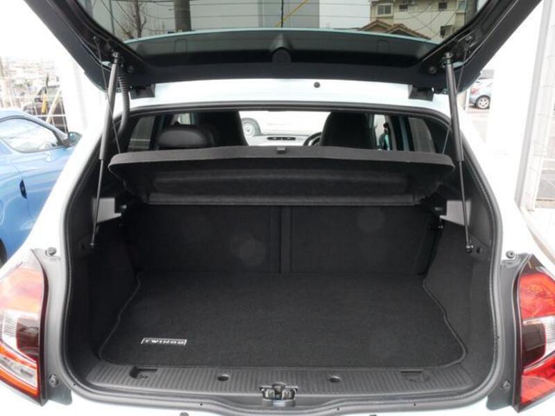 TWINGO