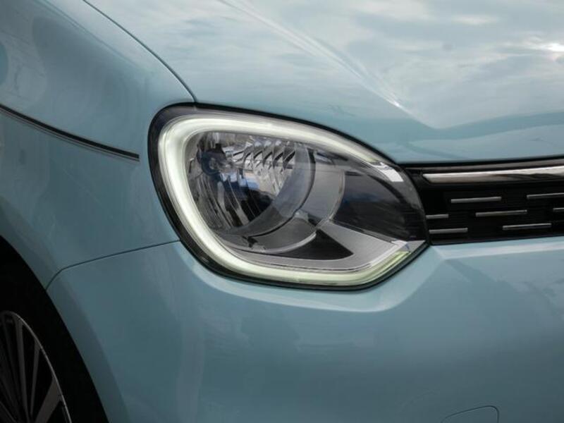 TWINGO