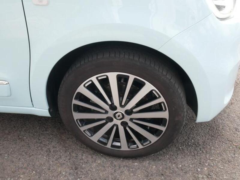 TWINGO