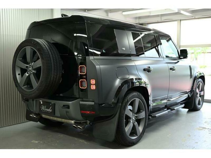 DEFENDER