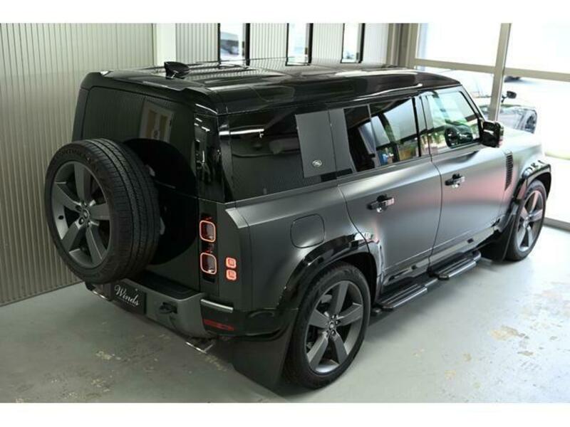 DEFENDER