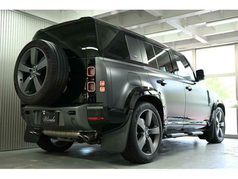 DEFENDER