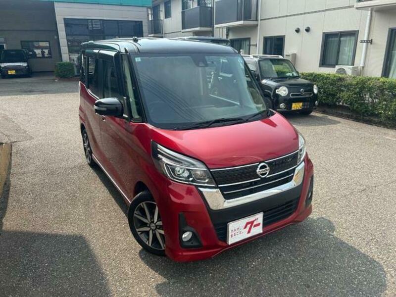 NISSAN DAYZ ROOX