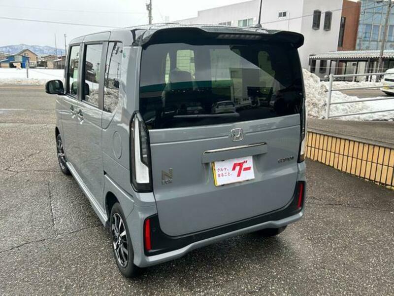 N BOX CUSTOM