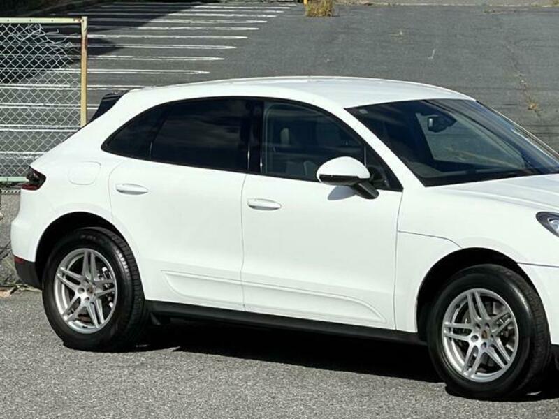 MACAN