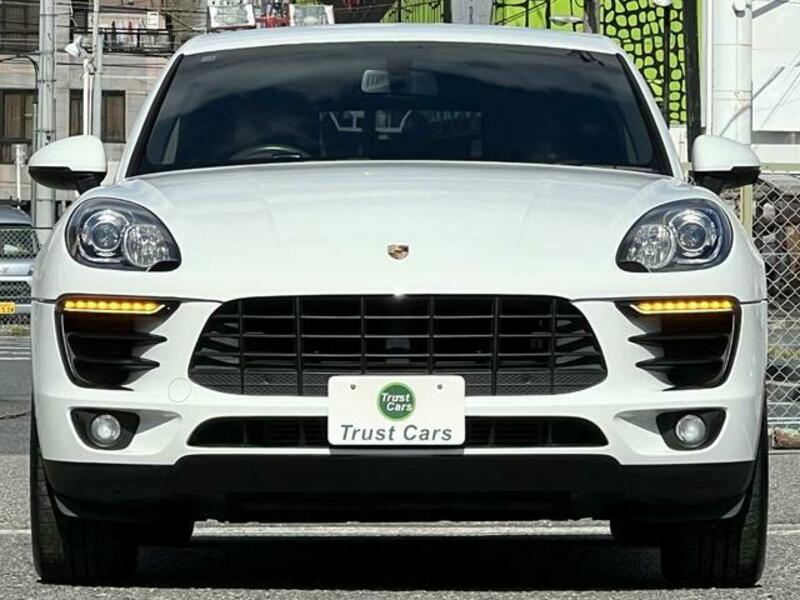 MACAN