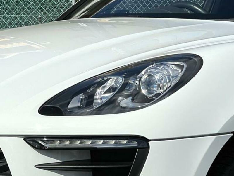 MACAN