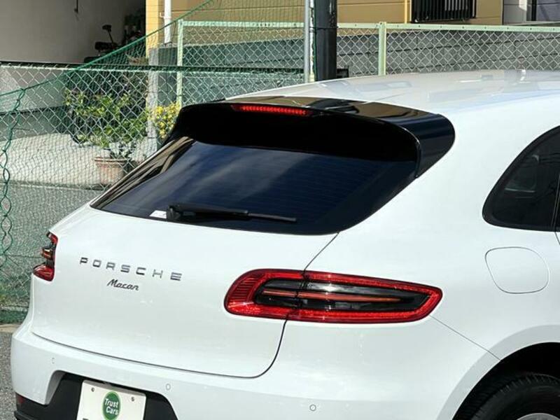 MACAN