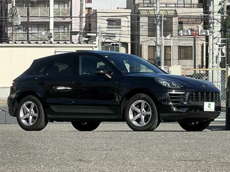 MACAN