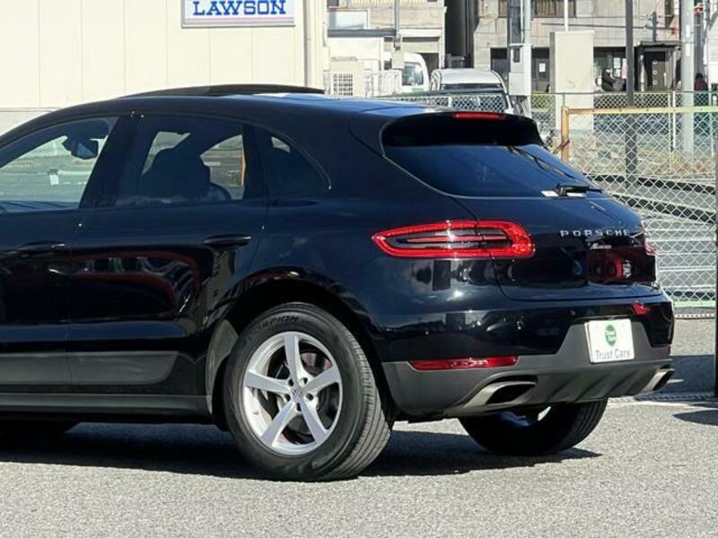 MACAN
