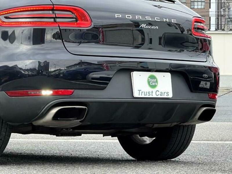 MACAN