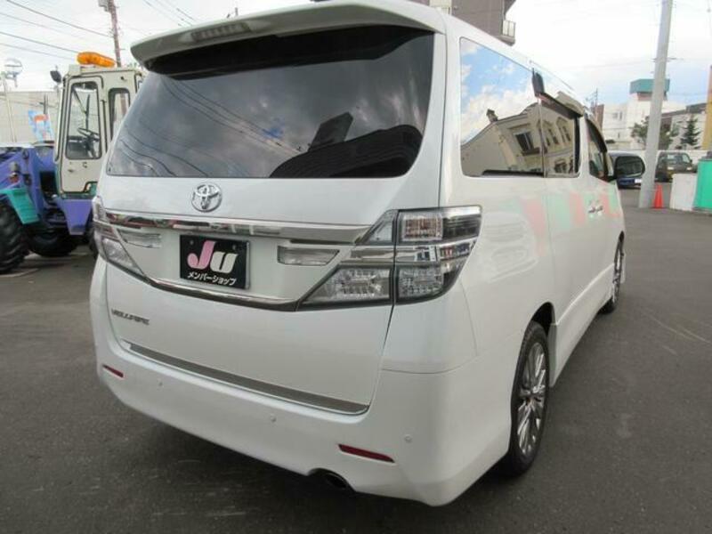 VELLFIRE