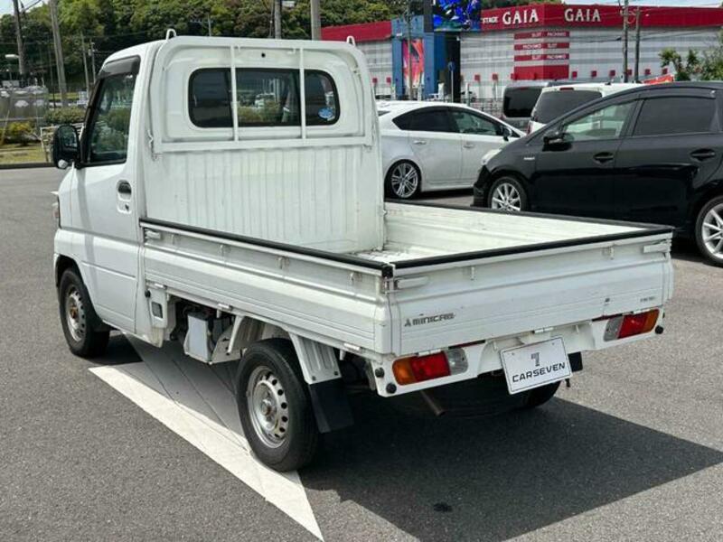 MINICAB TRUCK