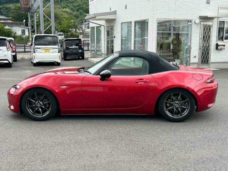 ROADSTER