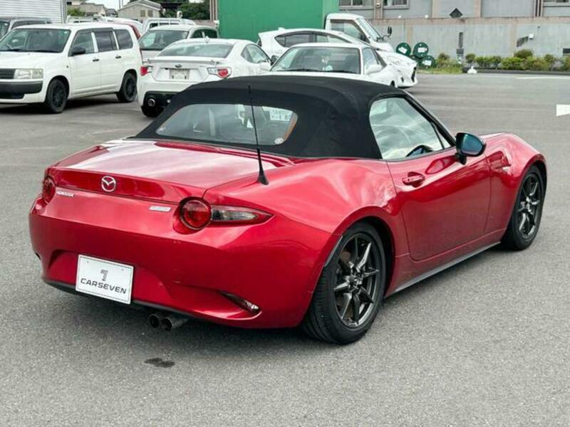 ROADSTER