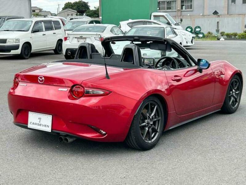ROADSTER