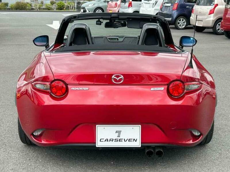 ROADSTER