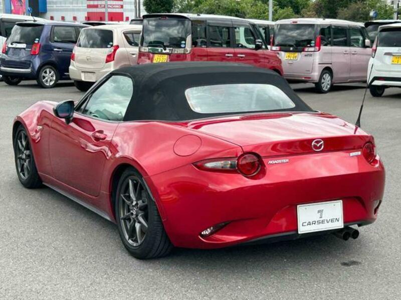 ROADSTER