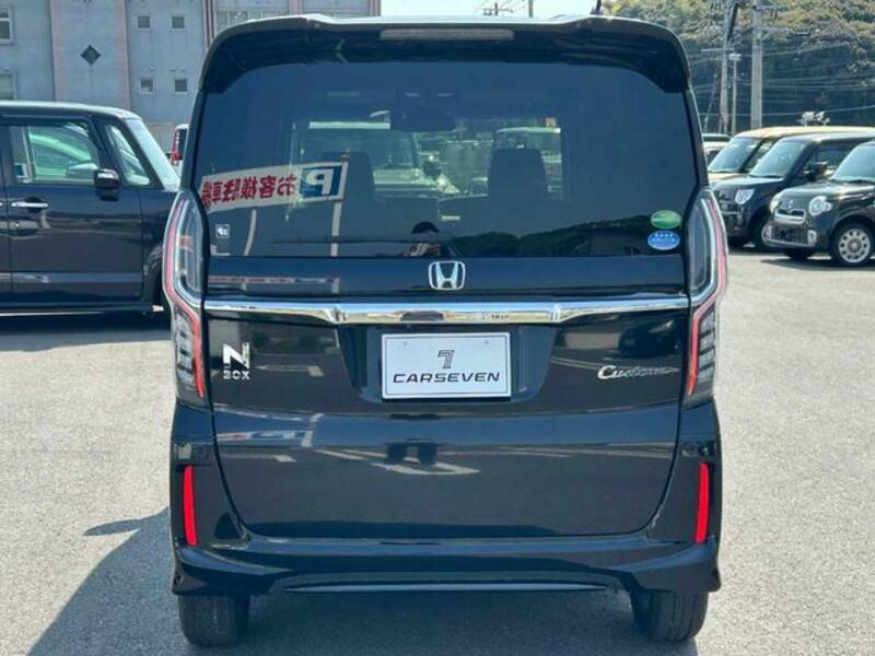 N BOX CUSTOM