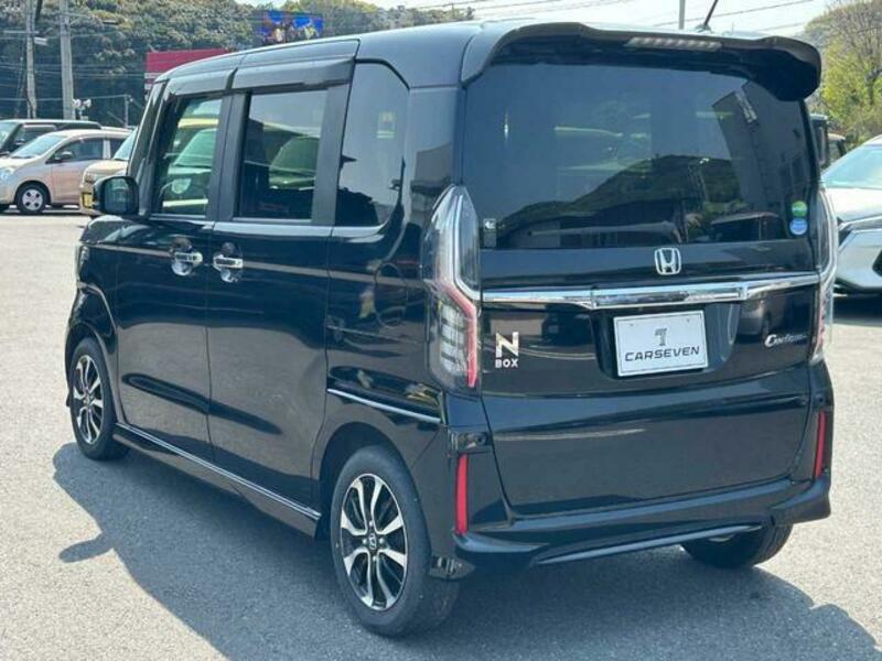 N BOX CUSTOM