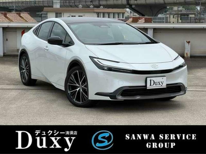 TOYOTA PRIUS