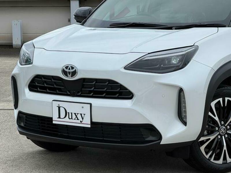 YARIS CROSS
